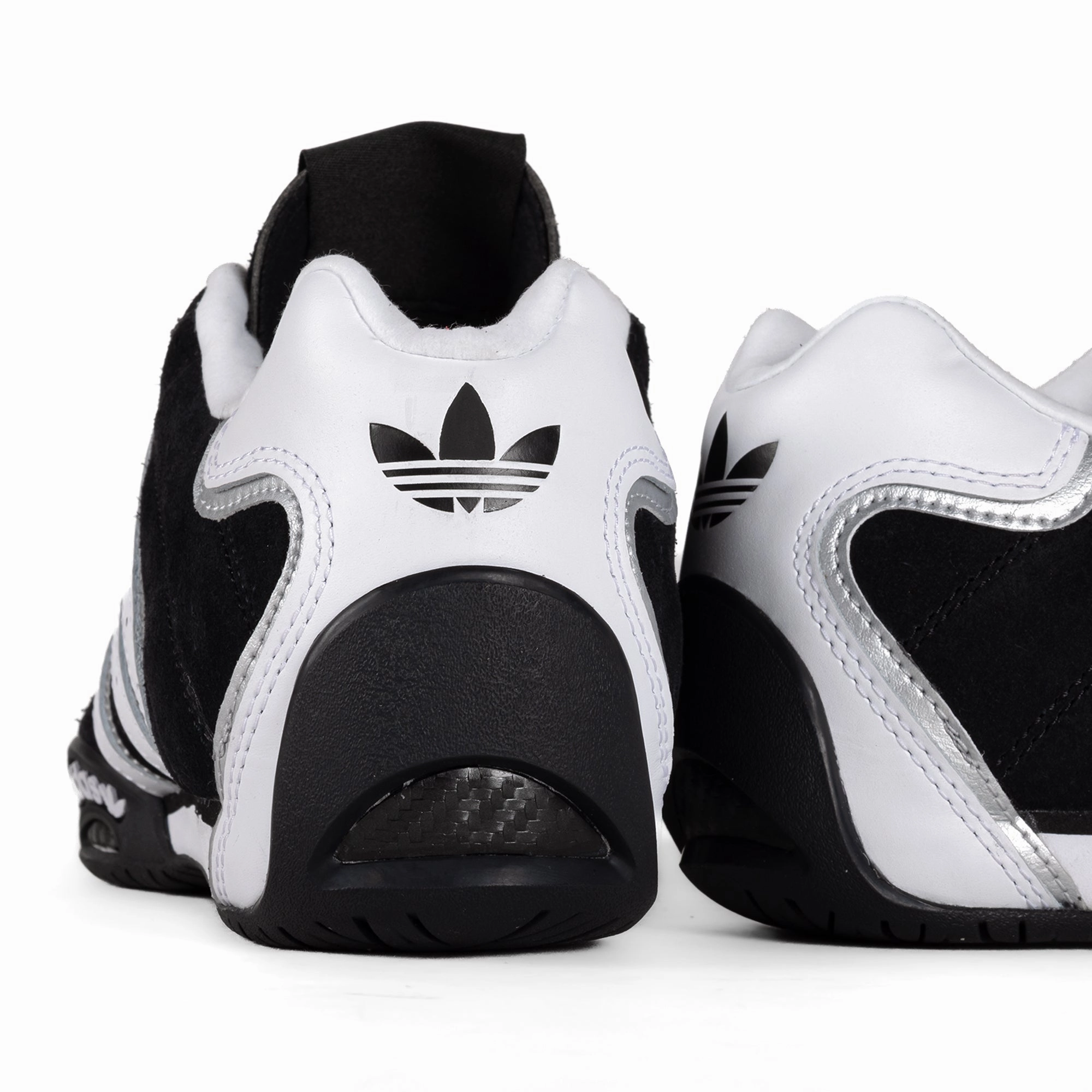 adidas Adiracer Lo Cblack/Ftwwht/Silvmt JP7009