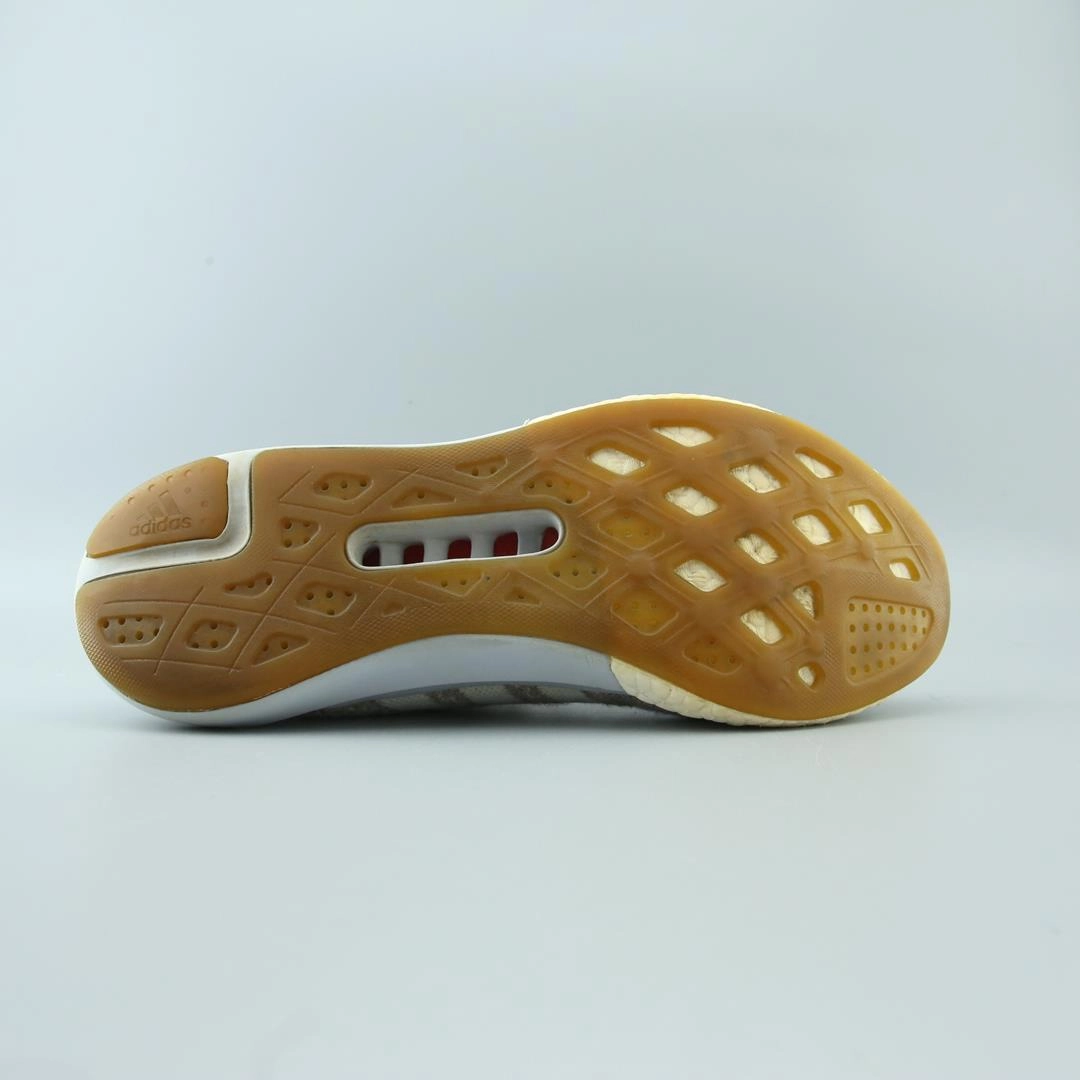 ADIDAS COSMIC BOOST