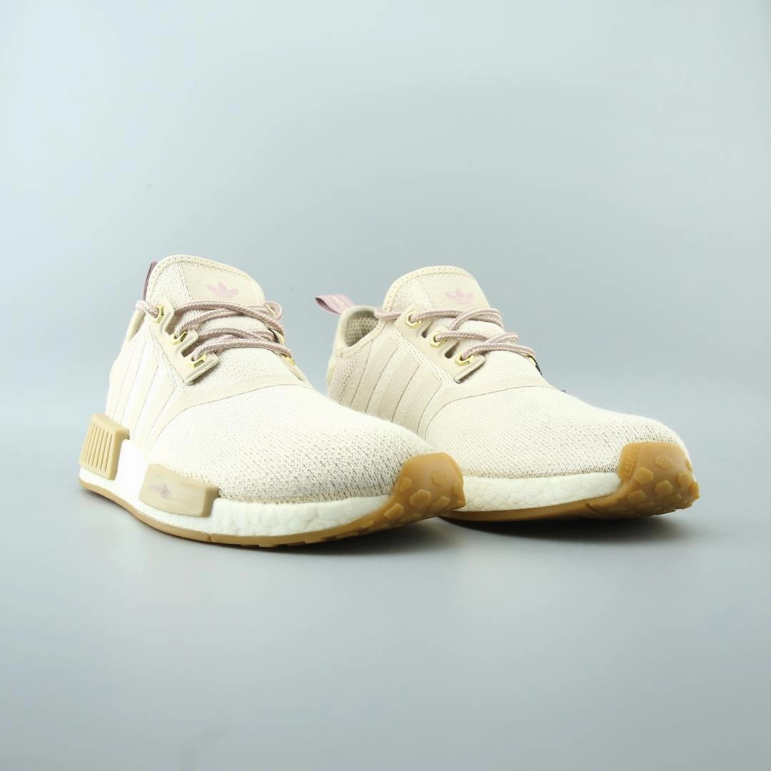 ADIDAS NMD R1