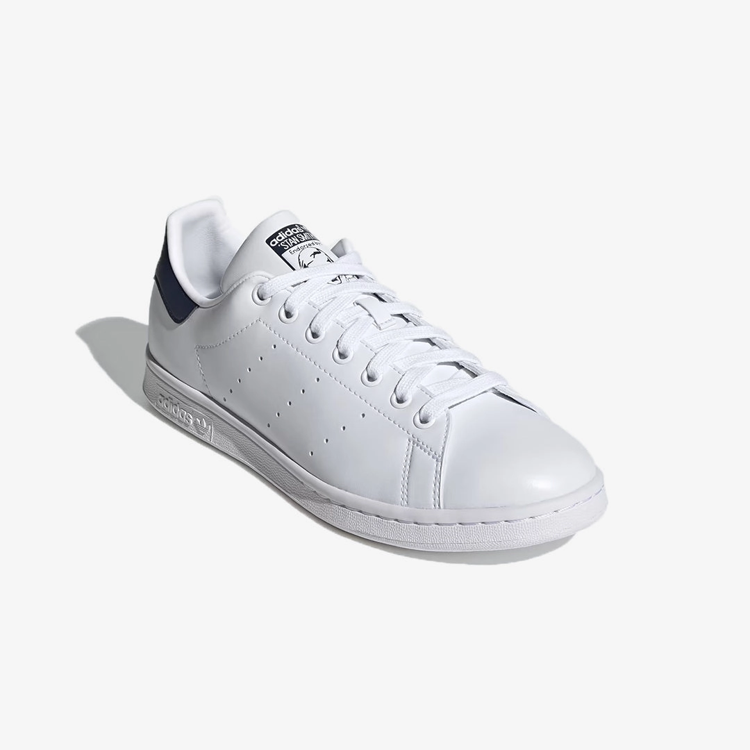 Adidas Originals | STAN SMITH SHOES  { CLOUD WHITE / CLOUD WHITE / COLLEGIATE NAVY