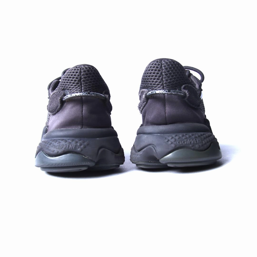 ADIDAS OZWEEGO