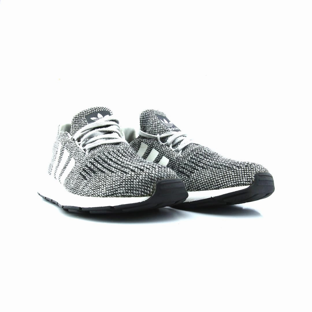 ADIDAS SWIFT RUN
