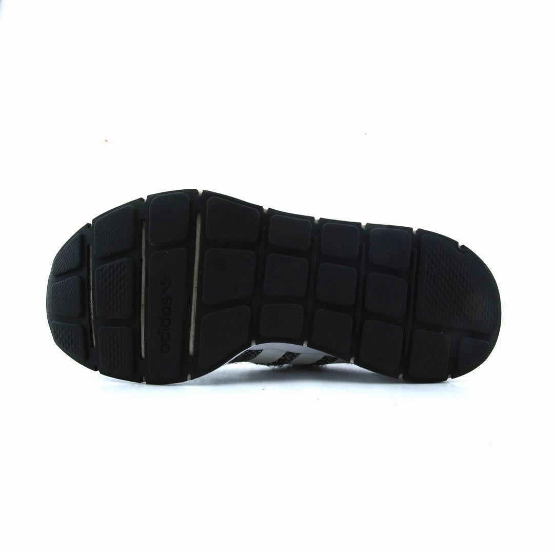 ADIDAS SWIFT RUN