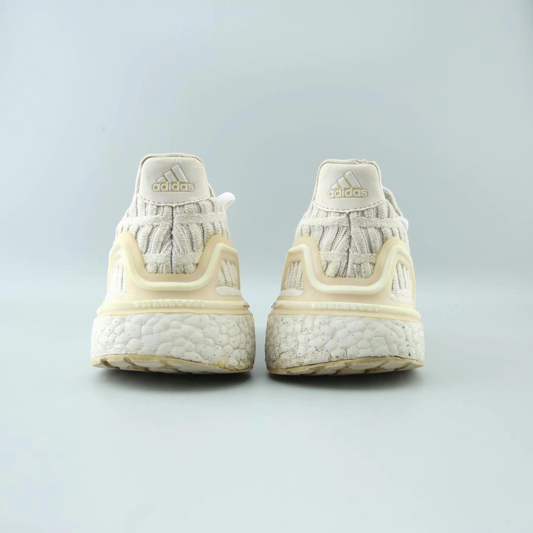 ADIDAS  ULTRA BOOST DNA CC1