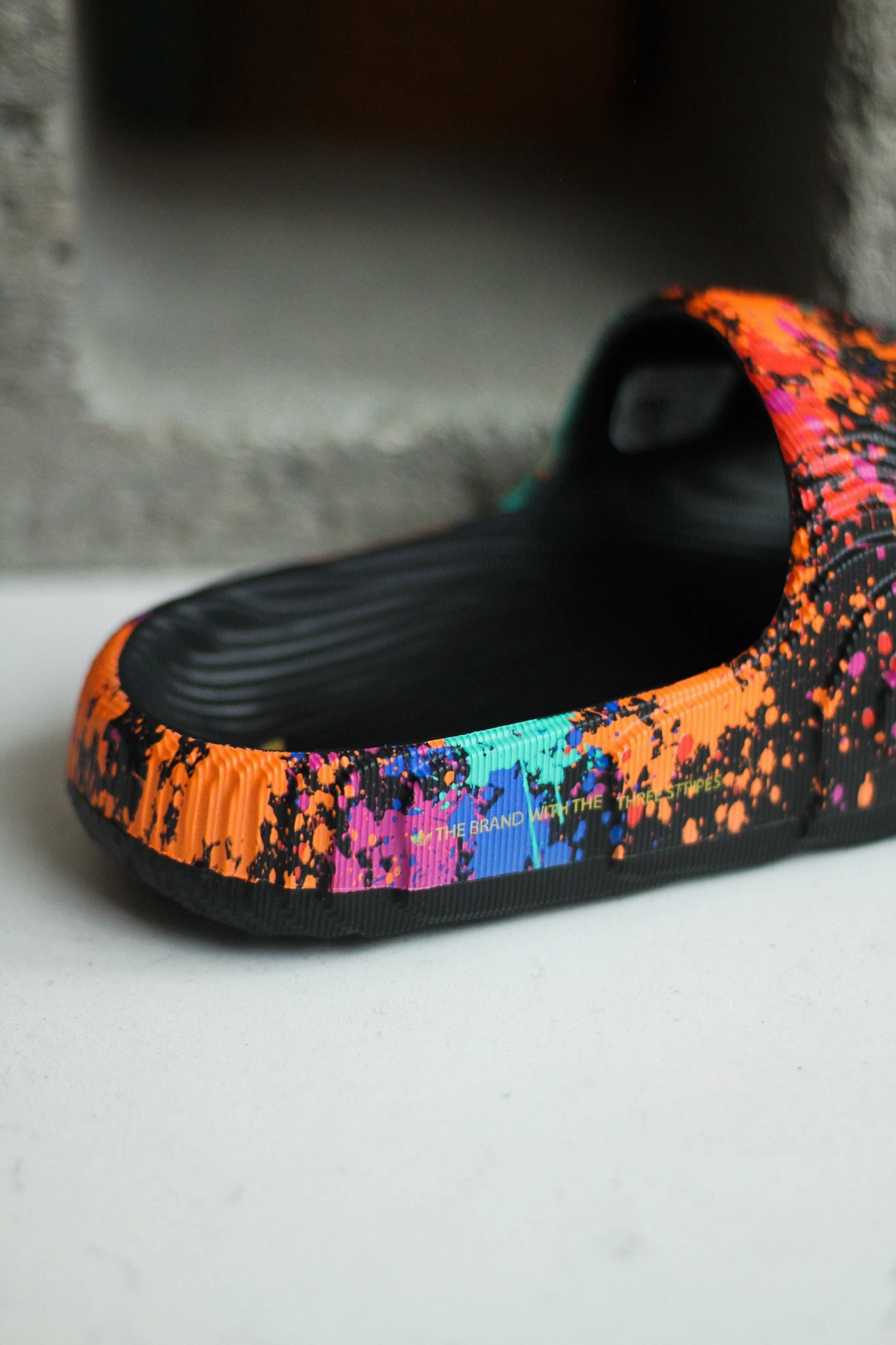 ADILETTE 22 MULTICOLOR