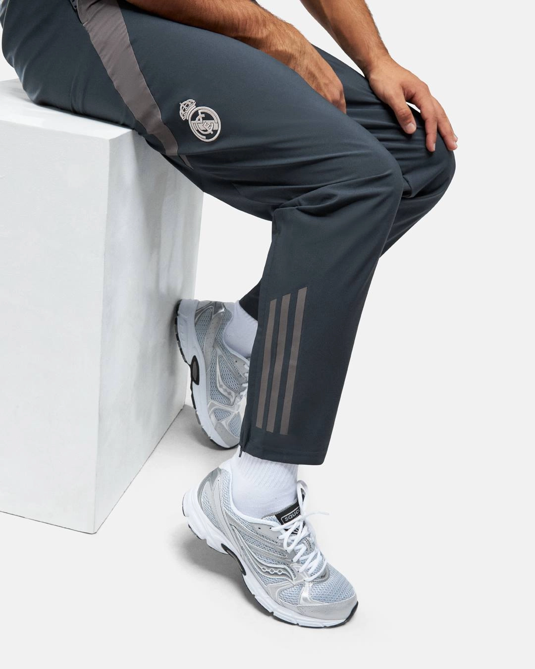 Pantalon de survêtement Real Madrid 2024/2025 - Gris