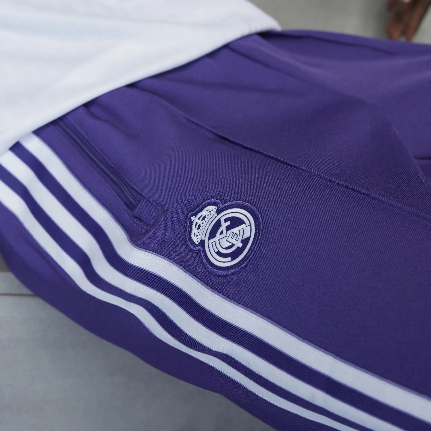Real Madrid Icon Track Pant - Mens
