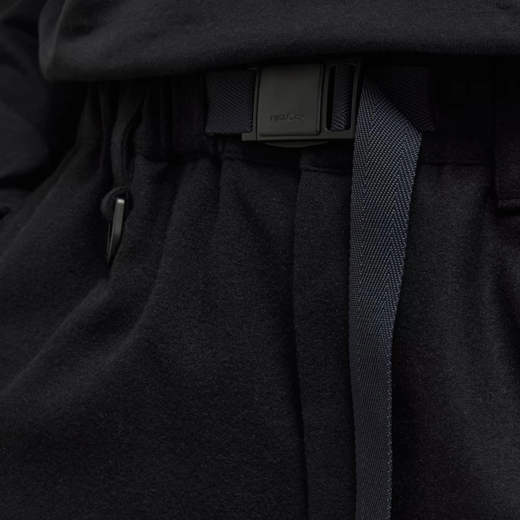 Y-3 | WOOL FLANNEL CARGO PANTS  { BLACK